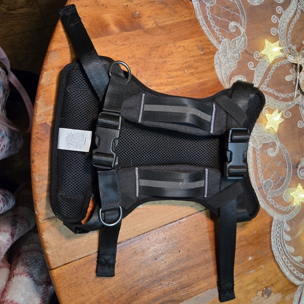 NWOT Reddy Crash Tested Dog Harness - Picture 4 of 7